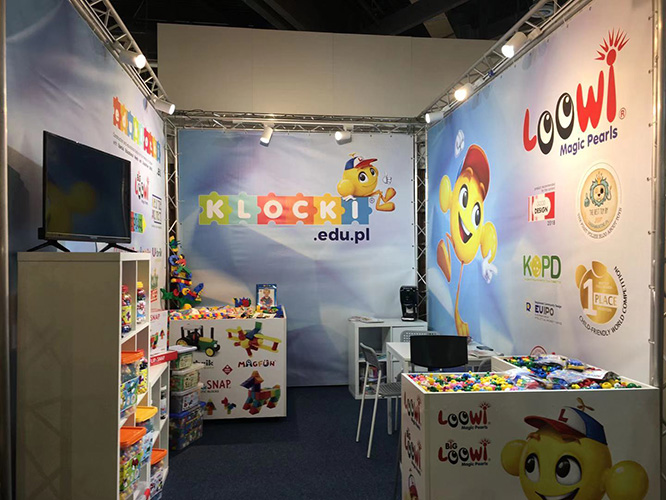 Loowi & Ollineck @ Spielwarenmesse 2020, Hall 4 Booth C-59 Loowi & Ollineck @ Spielwarenmesse 2020, Hall 4 Booth C-59
